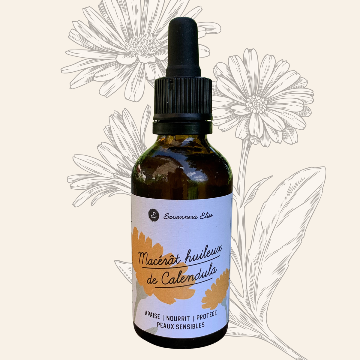 Huile de massage pour les peaux sensibles- Peut être appliqué directement sur la peaux même irrité. Pas d'alcool ni de parfum de synthèse. Cette huile peut être appliquer après le bain